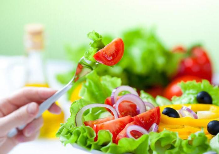 سالاد سبزیجات برای کاهش وزن در هفته برای 5 کیلوگرم